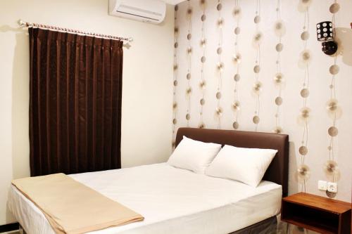 B&B Surabaya - House of Dharmawan - Bed and Breakfast Surabaya