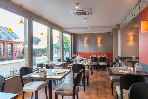 Hôtel Aux Vieux Remparts The Originals Relais (Relais du Silence) - image 13