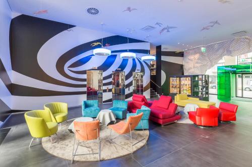 Lobby, ibis Styles Basel City in Basel