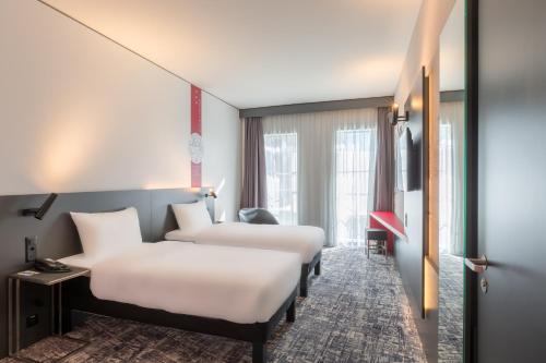 ibis Styles Basel City - image 3
