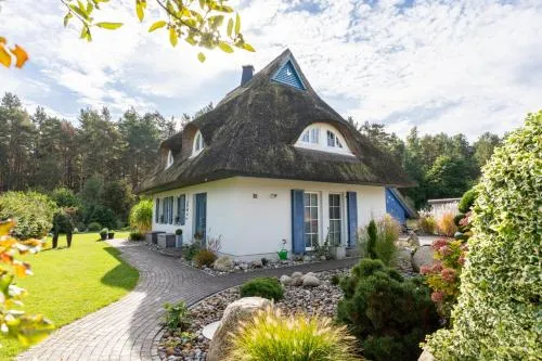 Ferienhaus Haubenlerche 16 in Fuhlendorf, Deutschland