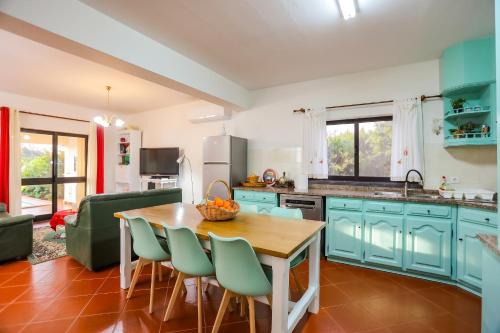 Elegant Villa in Carcavelos with Private Pool gîte à louer Carrascal