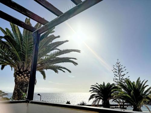 Apartment Schöne Wohnung in Playa Blanca mit Grill- Garten und Terrasse und Neben dem Str by Interhome