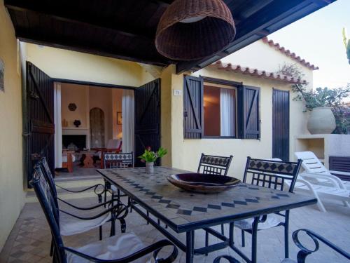 adebebcae - Holiday Home Schöne- neu renovierte Villa direkt am Strand in Costa Rei