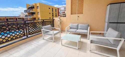 Sunny Sunset Terrace by Dream Homes Tenerife 4