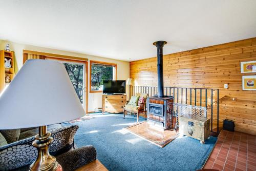 2 bedrooms, 4 beds