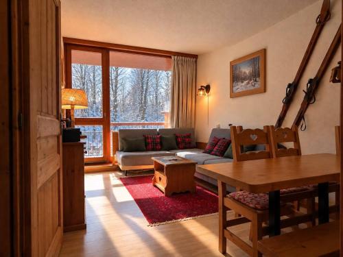 Appartement 2 pièces 6 personnes près des pistes avec WiFi et parking