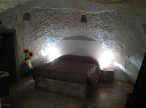 Stone Rooms - main image