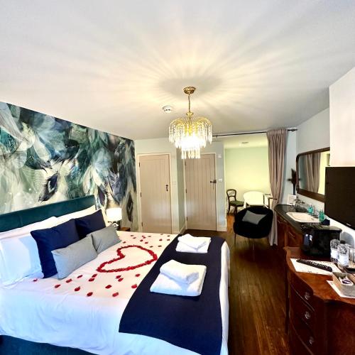 The Nest Hotel & Restaurant 4