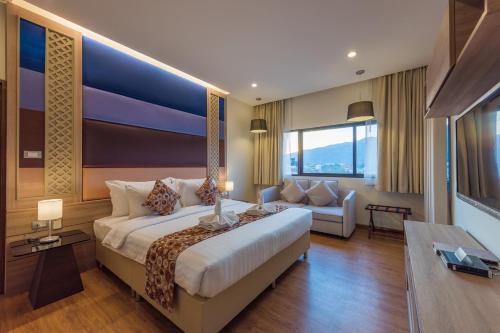 room detail thumbnail 0