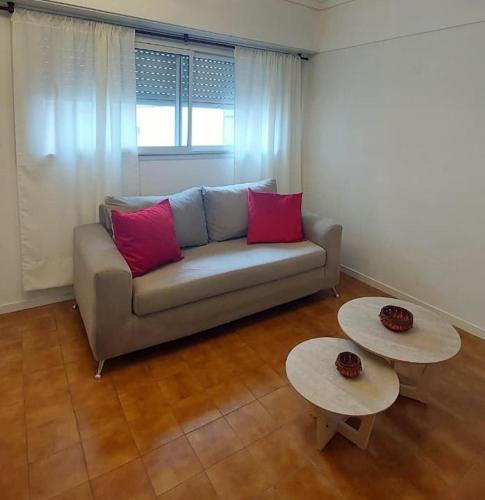 Departamento céntrico cerquita del mar