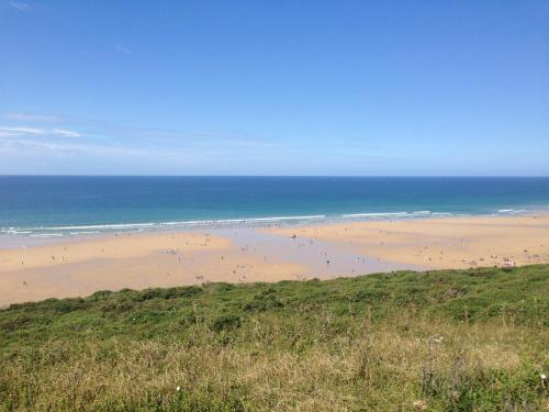 Waves Apartments - image 13