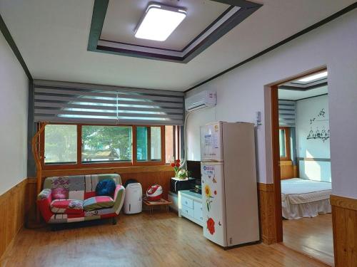 2 double beds