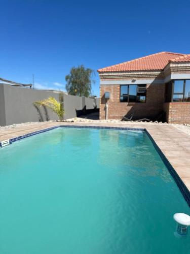 fifty's paradise guesthouse