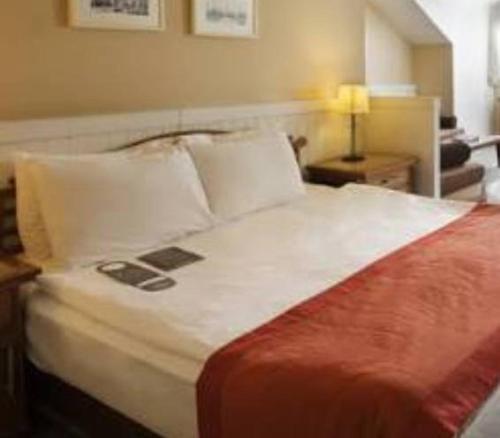 1 twin bed