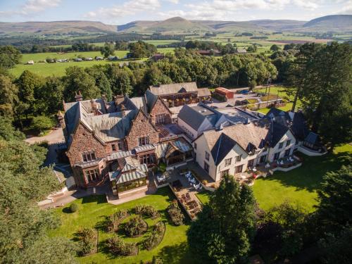 . Appleby Manor Hotel & Garden Spa