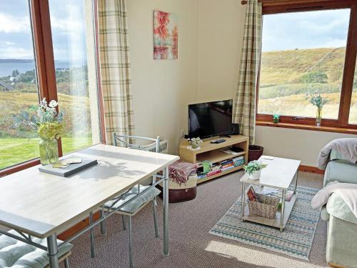 . Bayview - Uk32931