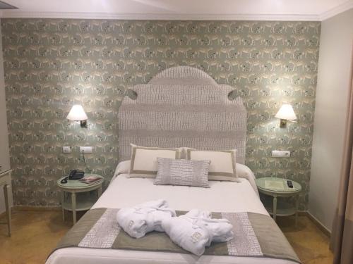 Adriano Boutique Sevilla - image 8