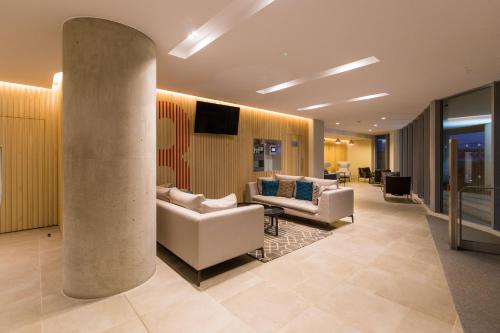 iLiving Apartments close to Excel Centre & O2 - image 2