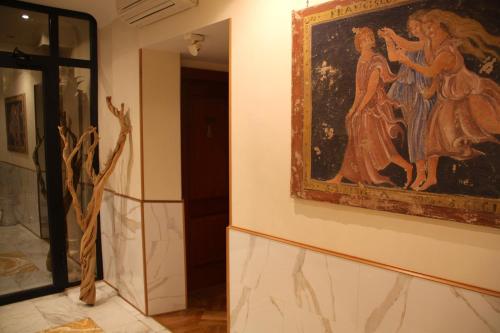 Luxury Rooms H 2000 Roma - image 13