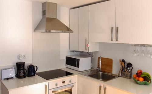  Traditional Lisbon Madragoa Studio in Lissabon