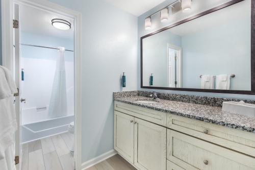 3 bedrooms, 4 beds