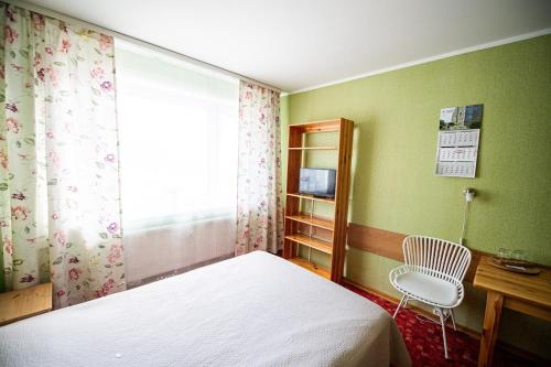Mahtra Hostel