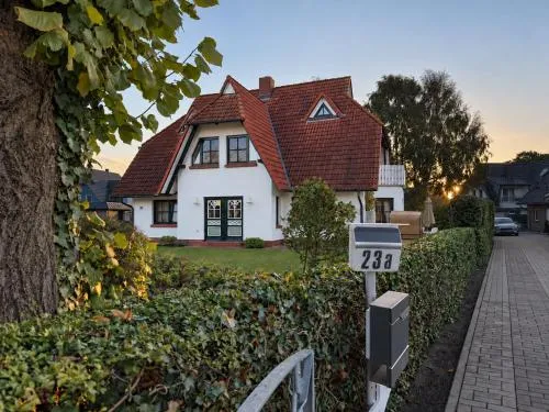 Windflüchter 1 in Zingst, Deutschland