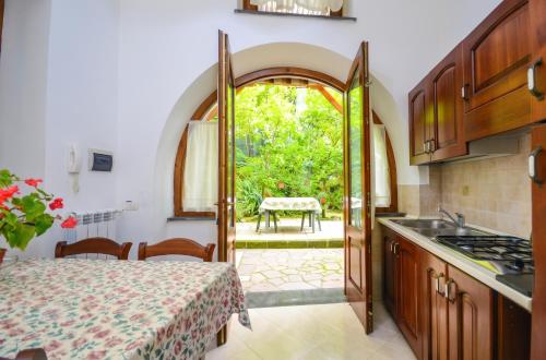 Comfortable House with Sea View in Sorrento