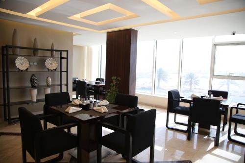 Restorāns, Raoum Inn Hotel Apartments corniche in Khafji