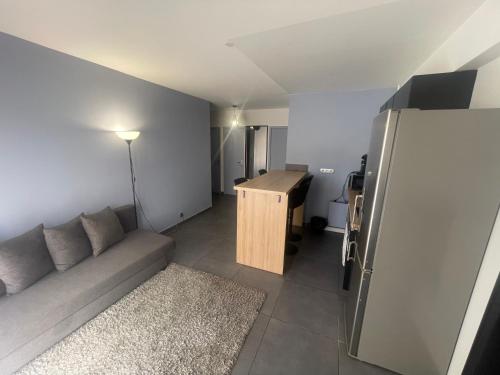 Appartement moderne face gare St Charles