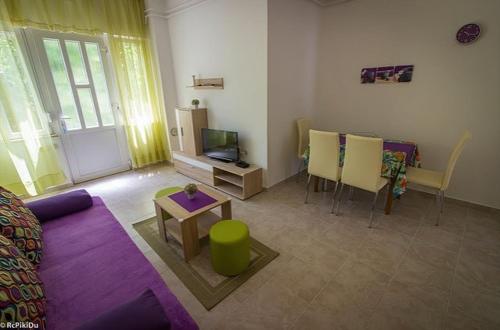 Apartaments Oma & Opa - main image