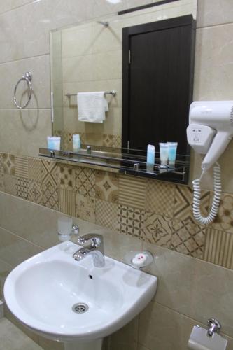 Hotel Avlabari Room Type - Double Room with Balcony