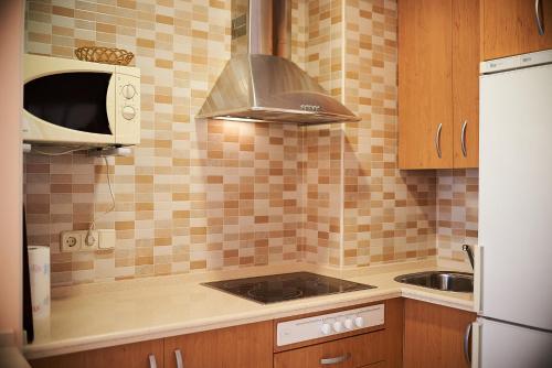 Apartamentos San Andres, Seville (photo 2)