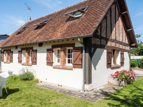 . Maison accueillante à Salbris avec jardin clos et terrasse.