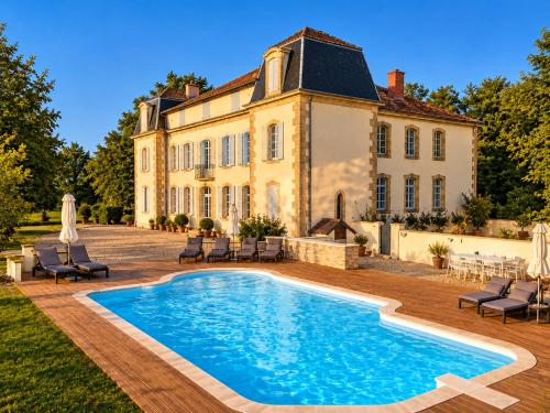 . Chateau de la Coutere