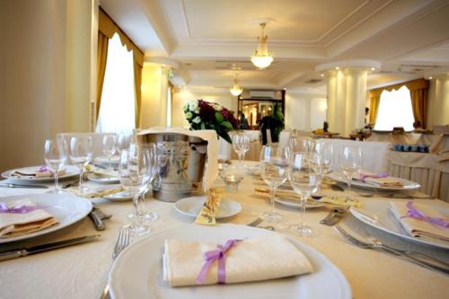Hotel dei Platani - image 4
