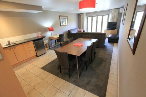 Voyager Apartments Taupo - Accommodation