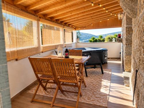 Casa e estúdio com Jacuzzi e vista montanha gîte à louer Goes