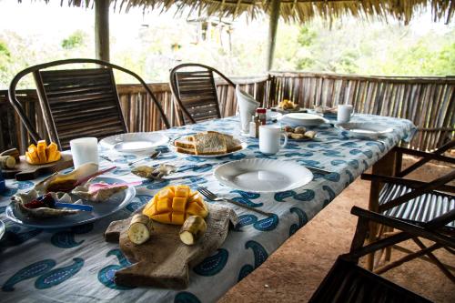 Restaurant, Blue Monkey Beach Cottages in Ukunda