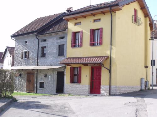  Casa Alpago Dolomiti, Pension in Sitran