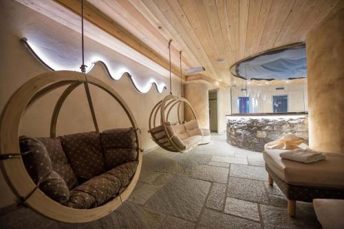 Hotel Jolanda Sport 5