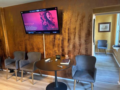 hotel photo