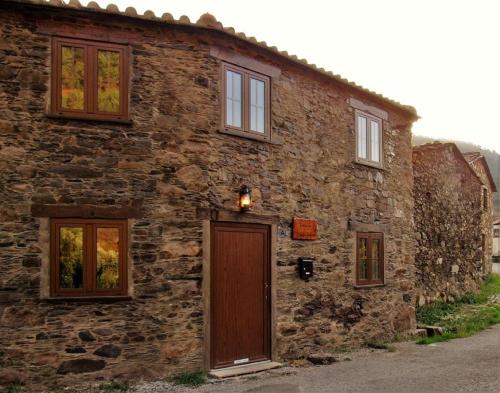  Casa da Eduardinha, Pension in Góis bei Camelo