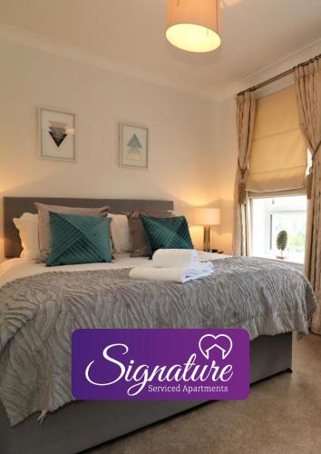 Signature - Macneish House East Kilbride