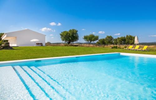 Chic Villa with Private Pool near Évora gîte à louer Carmo