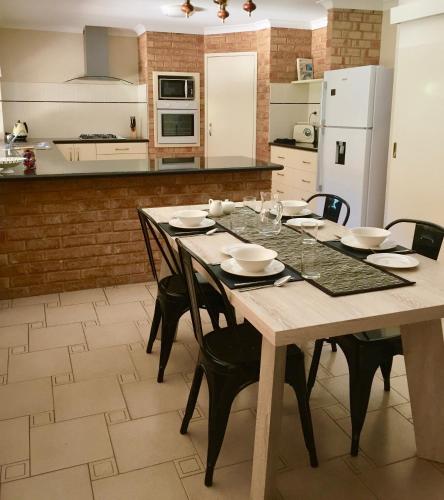 المرافق, Murdoch Station Bed & Breakfast in كانينج فالى