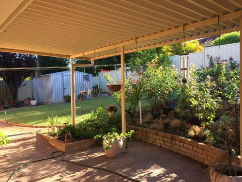 حديقة, Murdoch Station Bed & Breakfast in كانينج فالى