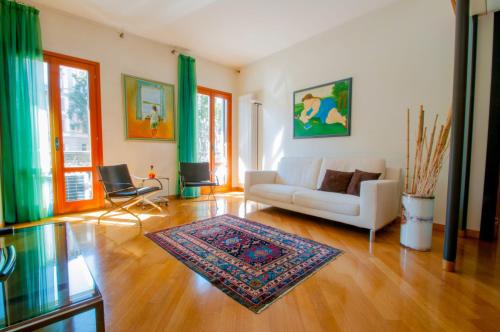 Casa 50, Mailand