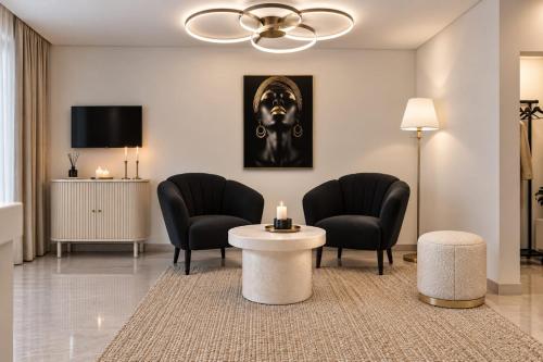Royal Queen Apartment 2